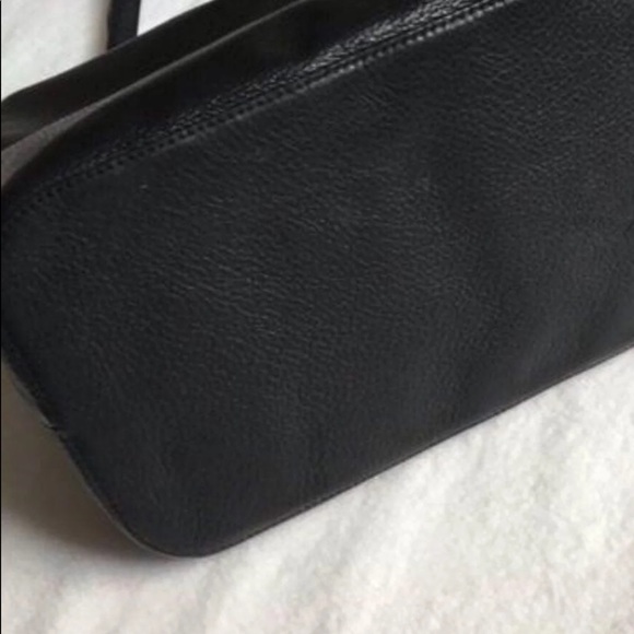 Tory Burch tote FINAL PRICE Drop - Picture 5 of 9